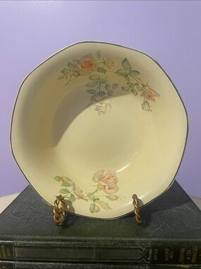 Homer Laughlin Cream Serving Bowl with Yellow Rose Motif